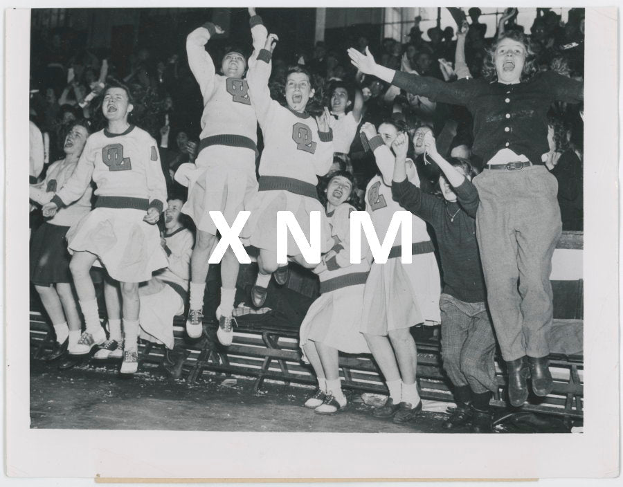 Vintage photograph of 1948 - The basketball team cheerleaders