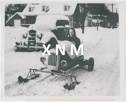 Vintage photograph of the 1940s - The King Midget car