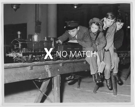 Model railway 1948 vintage photograph